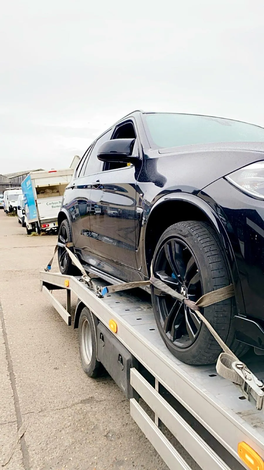 BMW X5 M50d towing